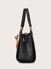 Charger l&#39;image dans la galerie, Scallop Trim Satchel Bag With Pom-pom Bag Charm
